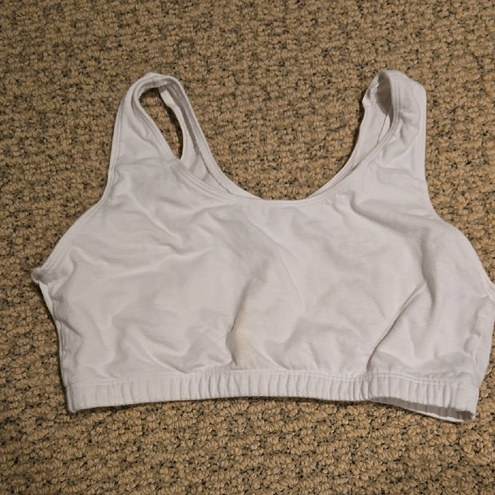 Zone Pro White Sports Bra with Wide Straps and Elastic Band